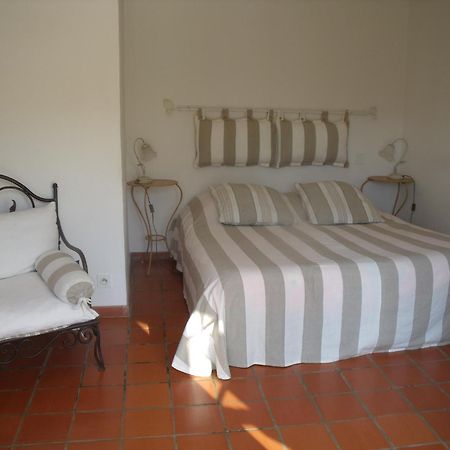 Domaine De La Provenc'Ane Villa ซาแลนส์ ภายนอก รูปภาพ