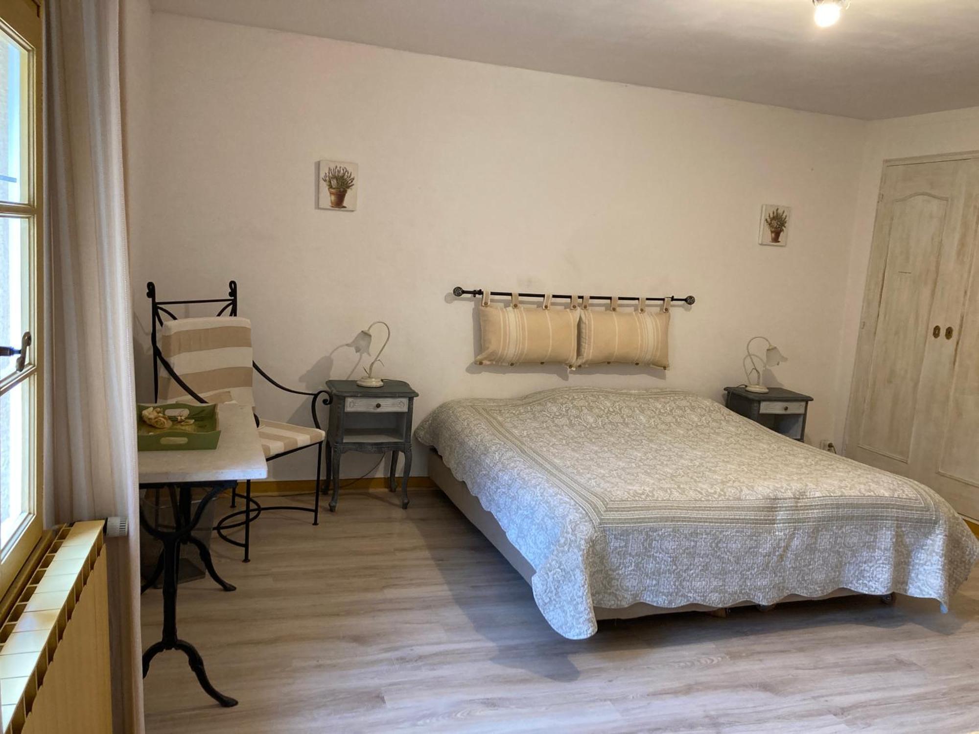 Domaine De La Provenc'Ane Villa ซาแลนส์ ภายนอก รูปภาพ